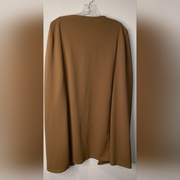 Cape Blazer in Tan - Picture 4 of 8